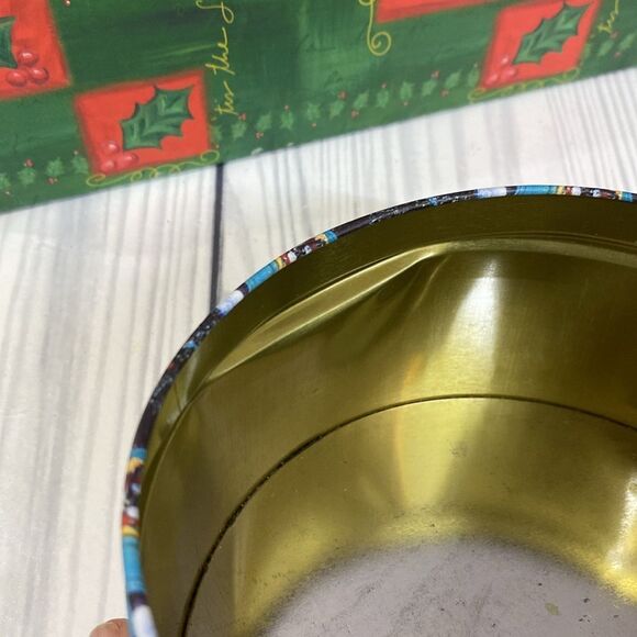 Christmas Holiday Gift Box and Tin Bundle - Picture 7 of 7